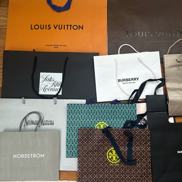 Luxury paper shopping totes - Picture 6 of 7